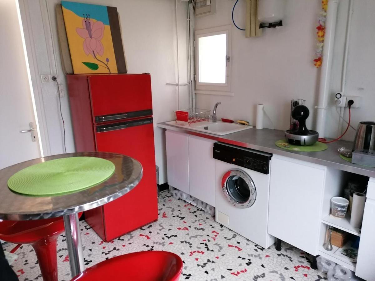 Chambre Avec Spa Et Sauna Privatises Bourg-en-Bresse Buitenkant foto